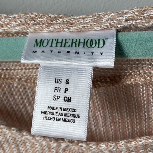 Motherhood Maternity Sand Colored  3/4 Sleeve Knit Top - S - Picture 3 of 8